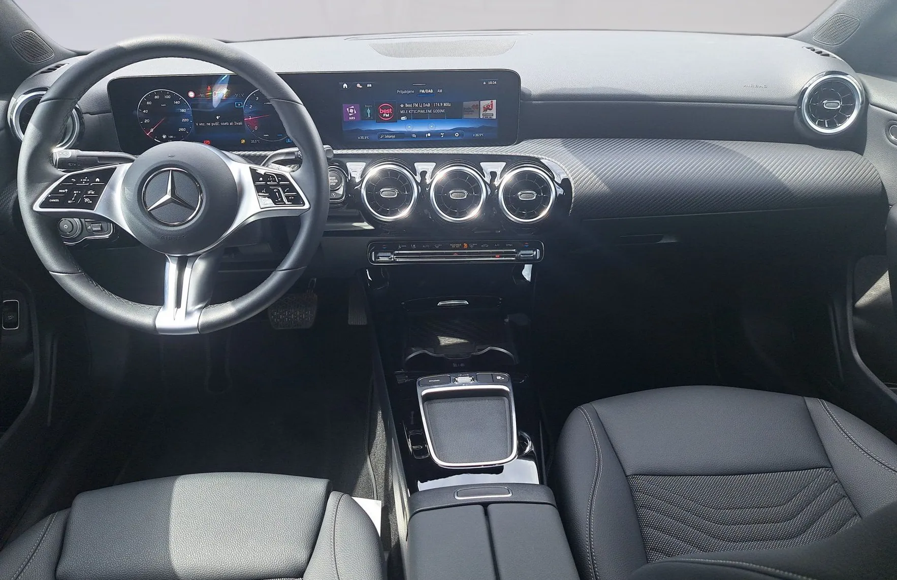 Zunanja slika - Mercedes-Benz CLA-Razred - 200 Progressive - 10