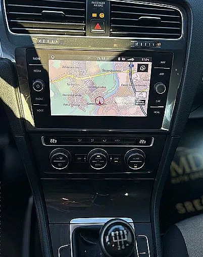 Zunanja slika - Volkswagen Golf - 1.6TDI-NAVIGACIJA-TEMPOMAT-KLIMA-LED-BREZ POLOGA - 10