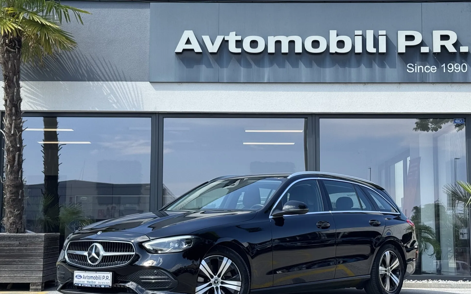 Zunanja slika - Mercedes-Benz C-Razred - C 180T HYBRID Avantgarde Avt. SLO-KAMERA-TEMP - 1