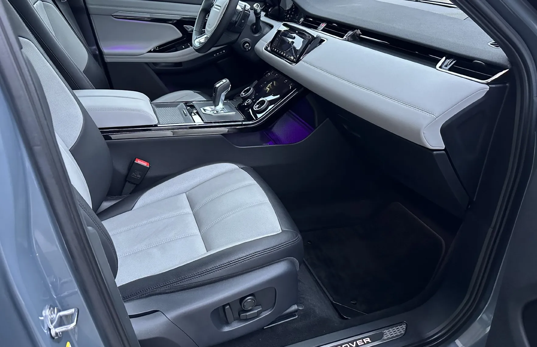 Zunanja slika - Land Rover Range Rover Evoque - 2.0 TD4 180KM R-Dynamic First Edition AWD - 12