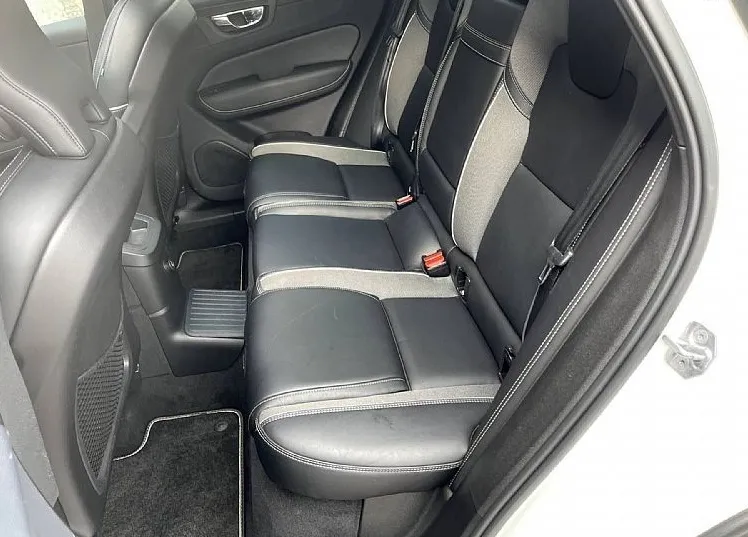 Zunanja slika - Volvo XC60 - T8 Recharge Twin Engine AUT R-Design - 17