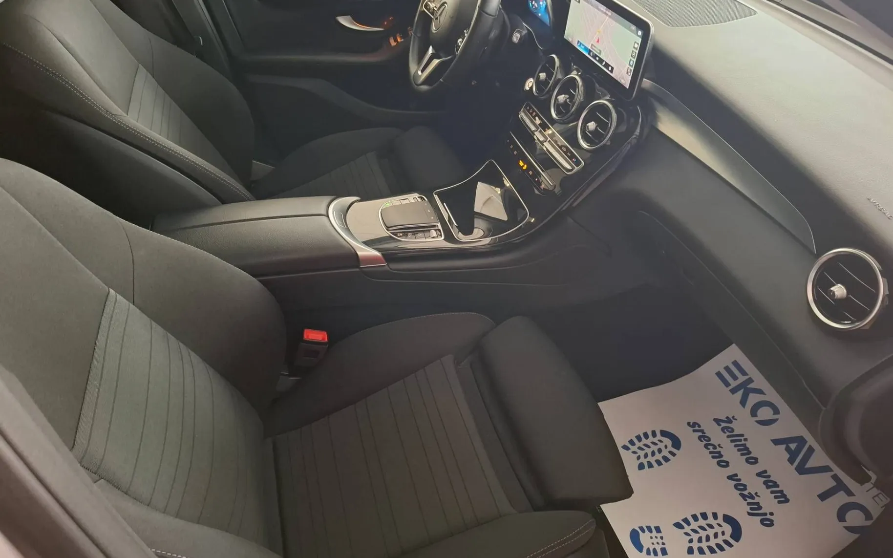 Notranja slika - Mercedes-Benz GLC-Razred - GLC 220d 4MATIC Avt. VIRTUAL-VELIKA NAVI-KAMERA-AC - 8