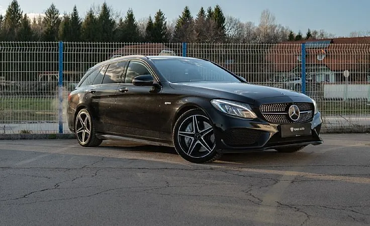Zunanja slika - Mercedes-Benz C-Razred - AMG C43 4MATIC-Burmester-Bucket-AMG izpuh-360kamer - 3