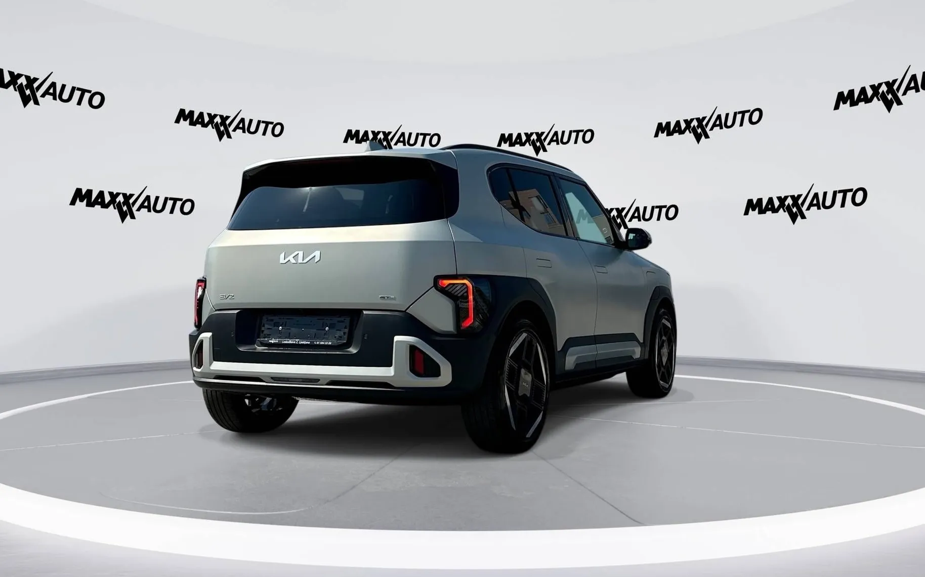 Zunanja slika - KIA EV2 - GT-Line 61 kWh 22KW AC+ PREMIČNA ZADNJA KLOP - 5