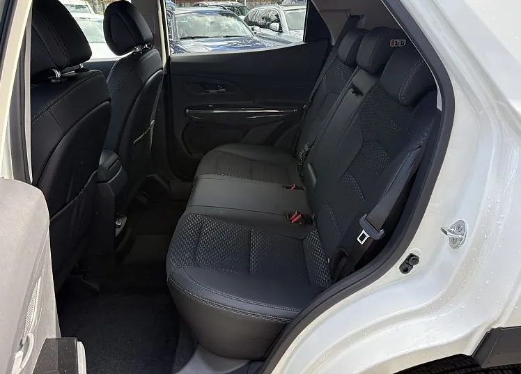 Zunanja slika - KG Mobility Korando - 1.5 T-GDI 110 kW Smart 4WD M T - 9