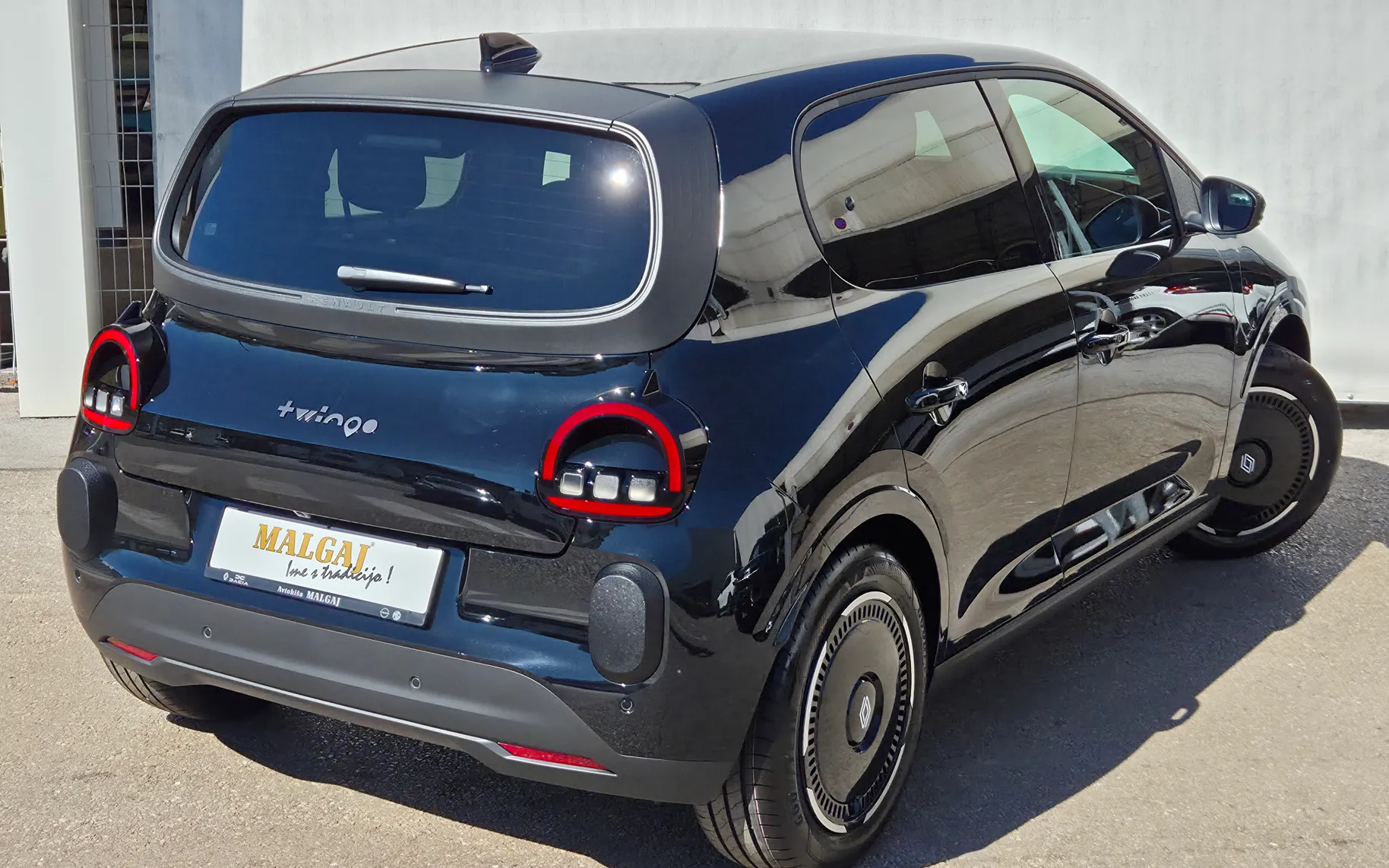 Zunanja slika - Renault Twingo - Techno E-Tech+Gretje sedežev - 9