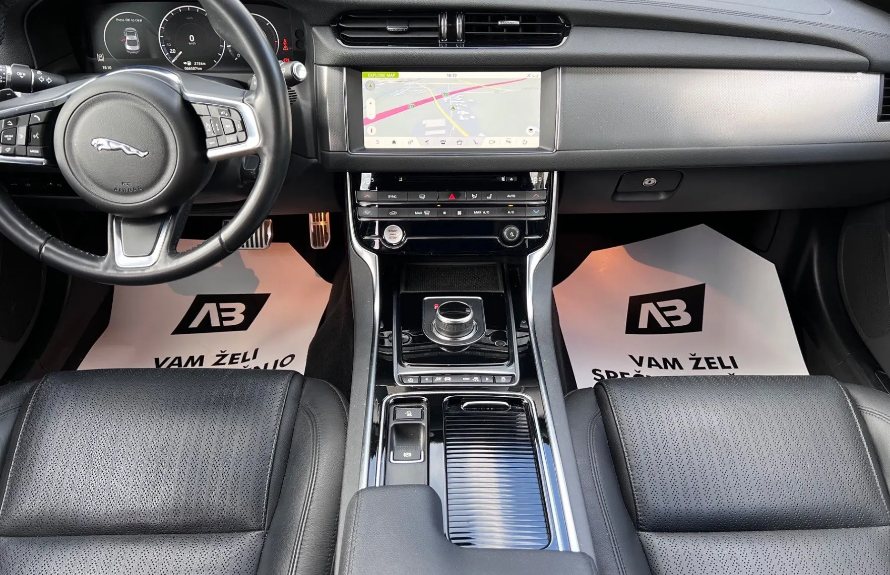 Zunanja slika - Jaguar XF - 2.0d+AWD+1.LAST+SLO+SAMO 66.507 km+ACC+KEYLESS GO - 11