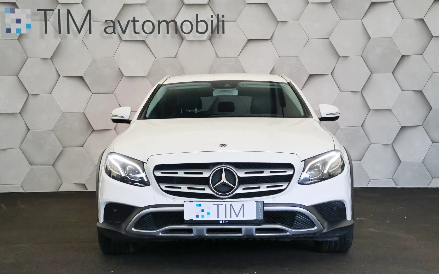 Zunanja slika - Mercedes-Benz E Class All-Terrain - 220d 4-Matic 9G-Tronic AirMATIC 194KM - 5