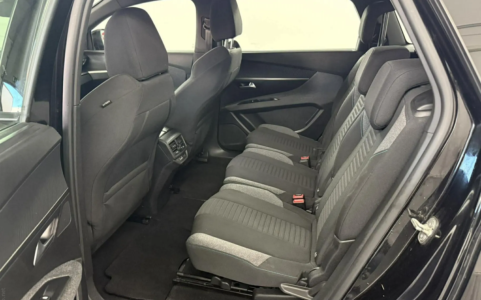 Zunanja slika - Peugeot 5008 - 1.2 PureTech 96 KW Avt.NAVI.KAMERA.2023 VELIKI SER - 15