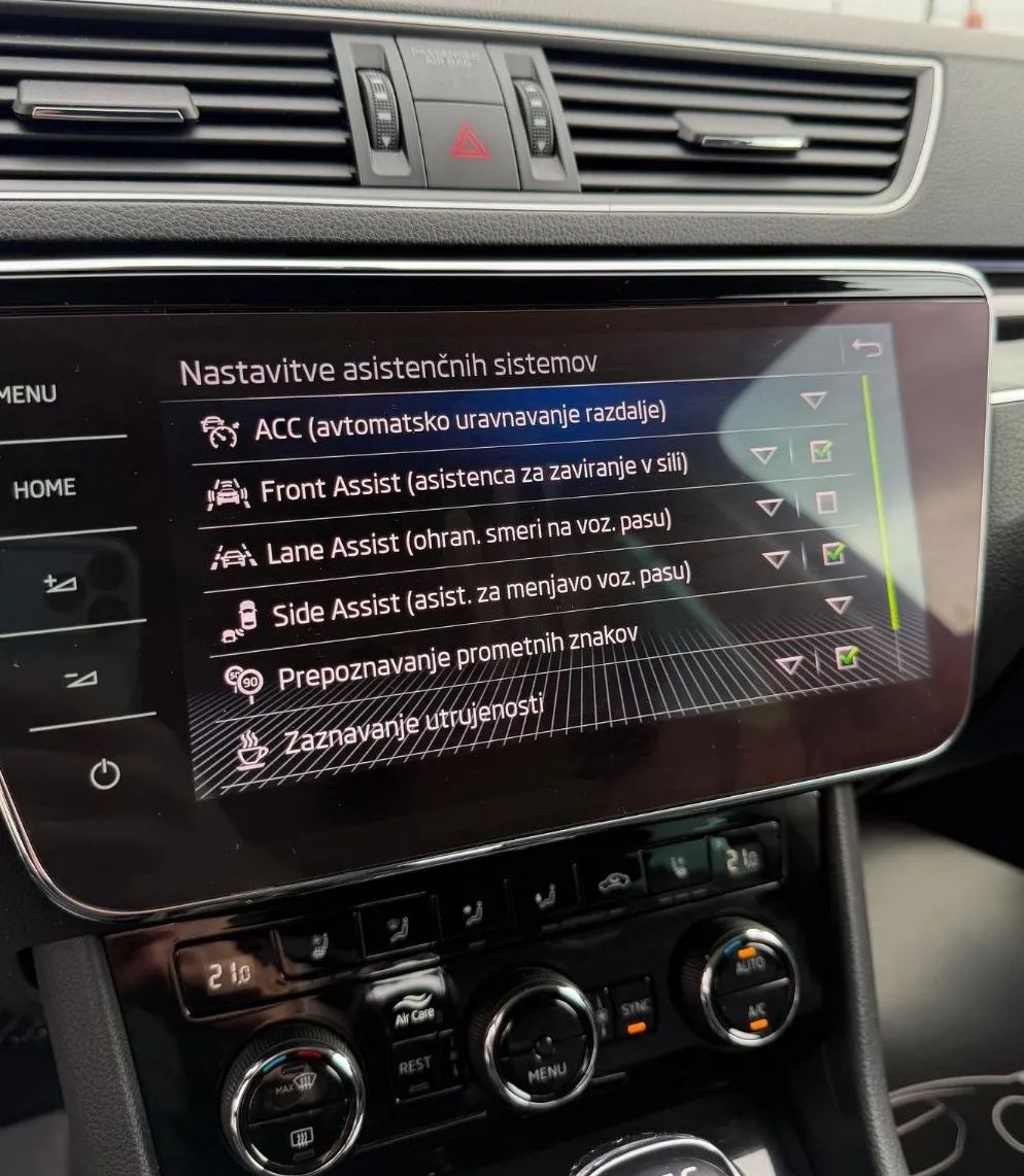 Zunanja slika - Škoda Superb - 2.0 TDI-DSG L K CRYSTAL-VIRTUAL-MRT.KOTI-USNJE-SLO - 12