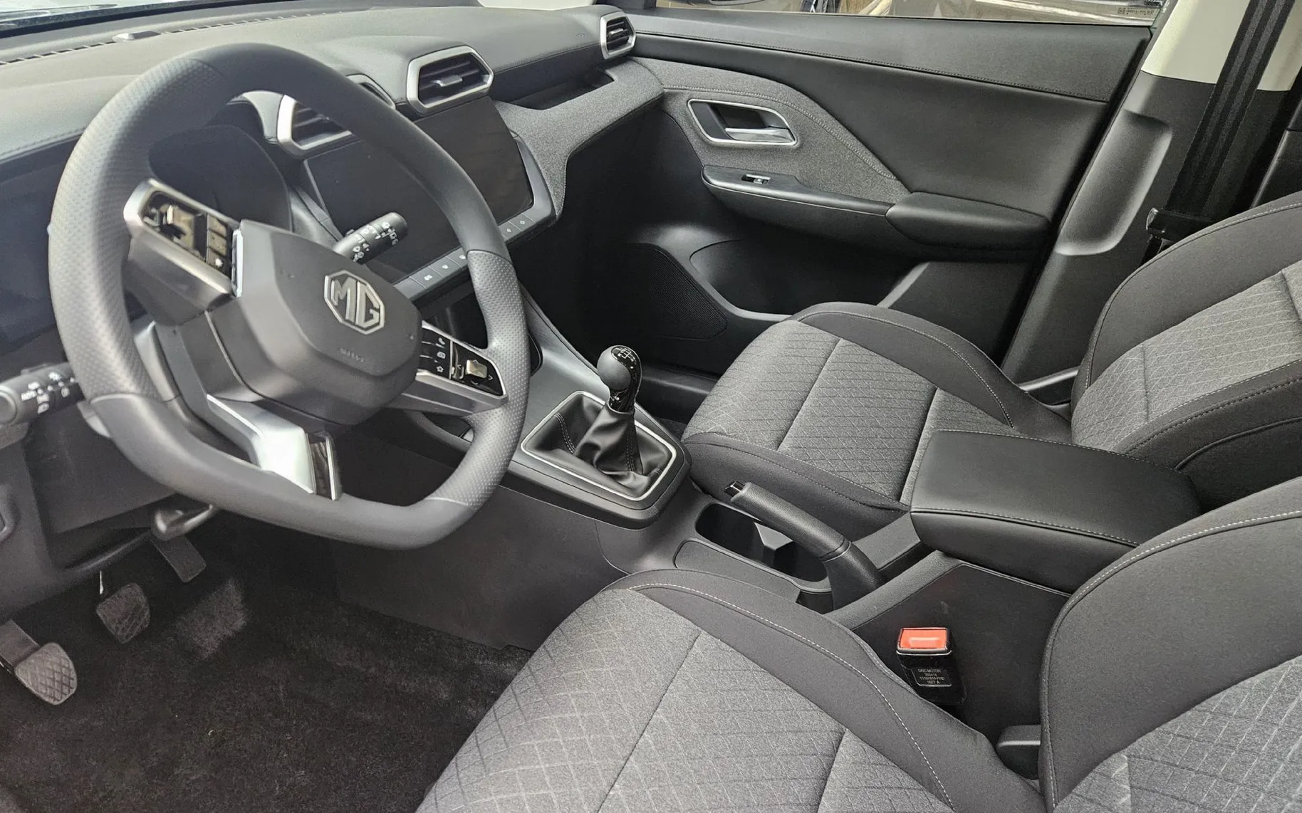 Zunanja slika - MG MG ZS - ZS 1.5L Standard - 5