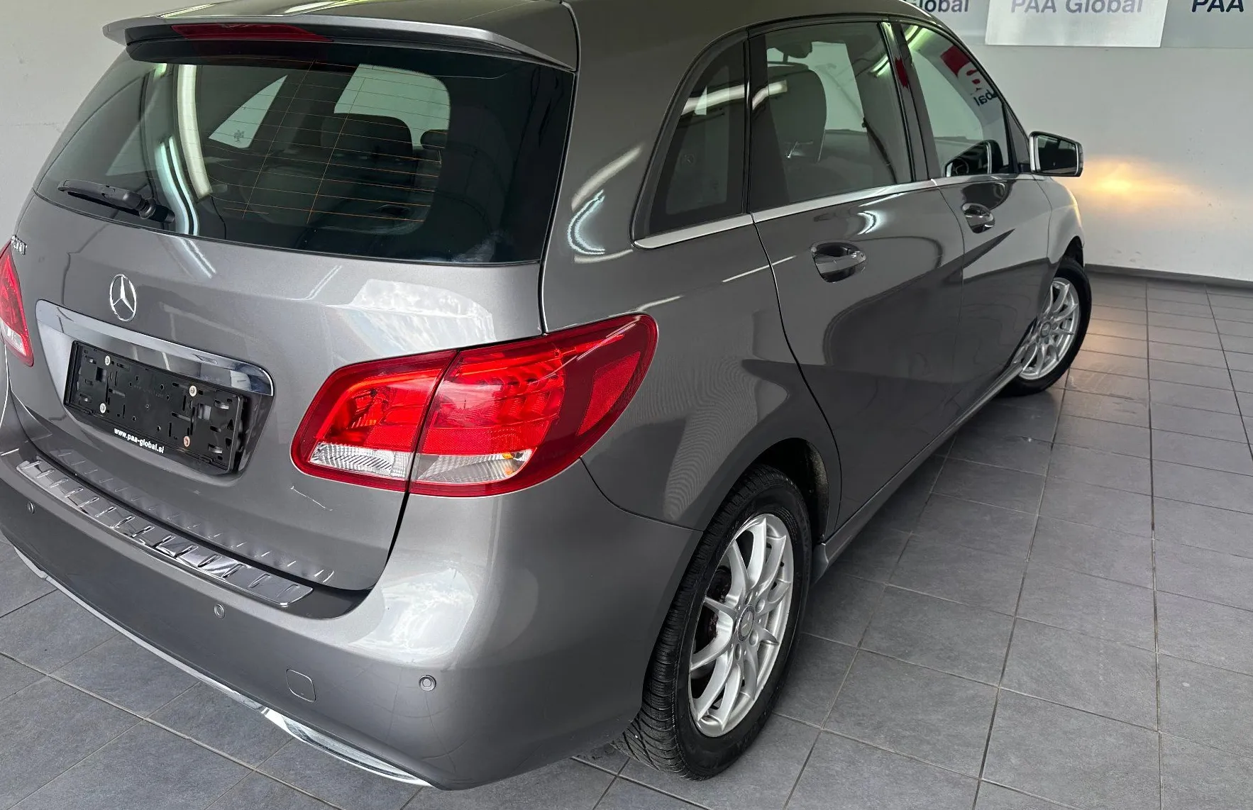 Zunanja slika - Mercedes-Benz B-Razred - B 200 BENCIN 1.6 SLOVENSKI.SAMO 104.000 KM - 10