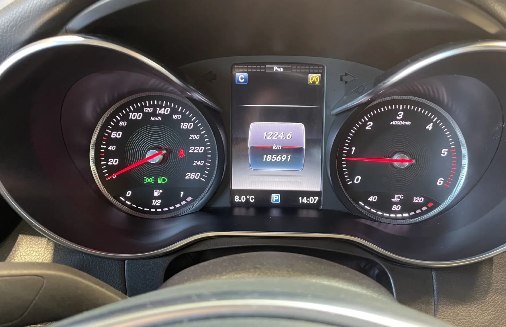 Zunanja slika - Mercedes-Benz C-Razred - C220d-AMG LINE-NAVI-TEMPOMAT-KAMERA-GRETJE SED-LED - 11