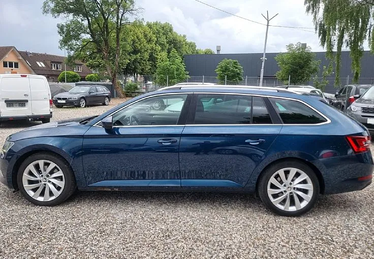 Zunanja slika - Škoda Superb - Combi 2.0 TDI-SLO POREKLO-1. LASTNIK-BREZ POLOGA - 2