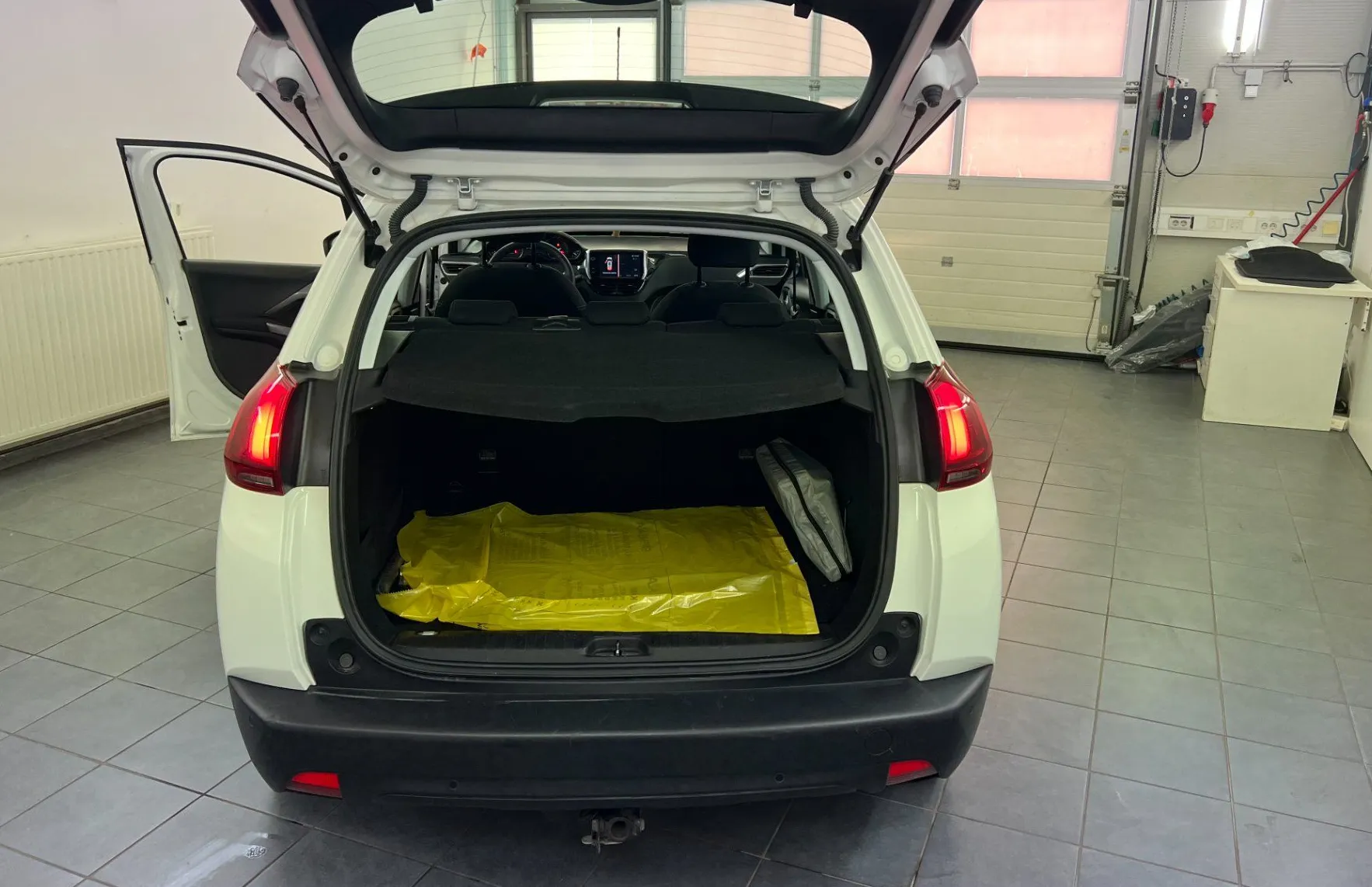 Zunanja slika - Peugeot 2008 - 1.2 PureTech 82 Active - 15