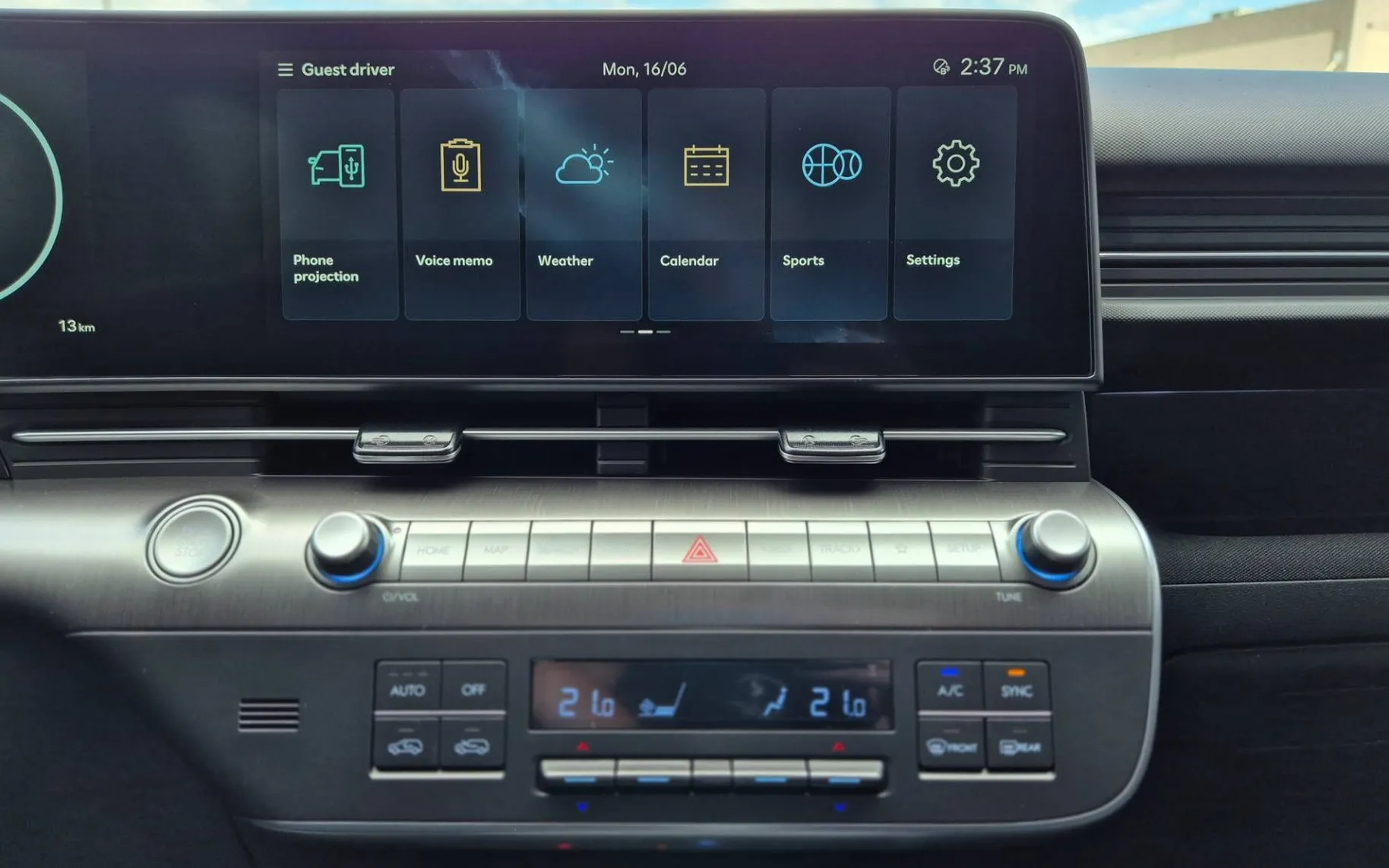 Zunanja slika - Hyundai Kona - 1.6 T-GDI PREMIUM WINTER ... - 14