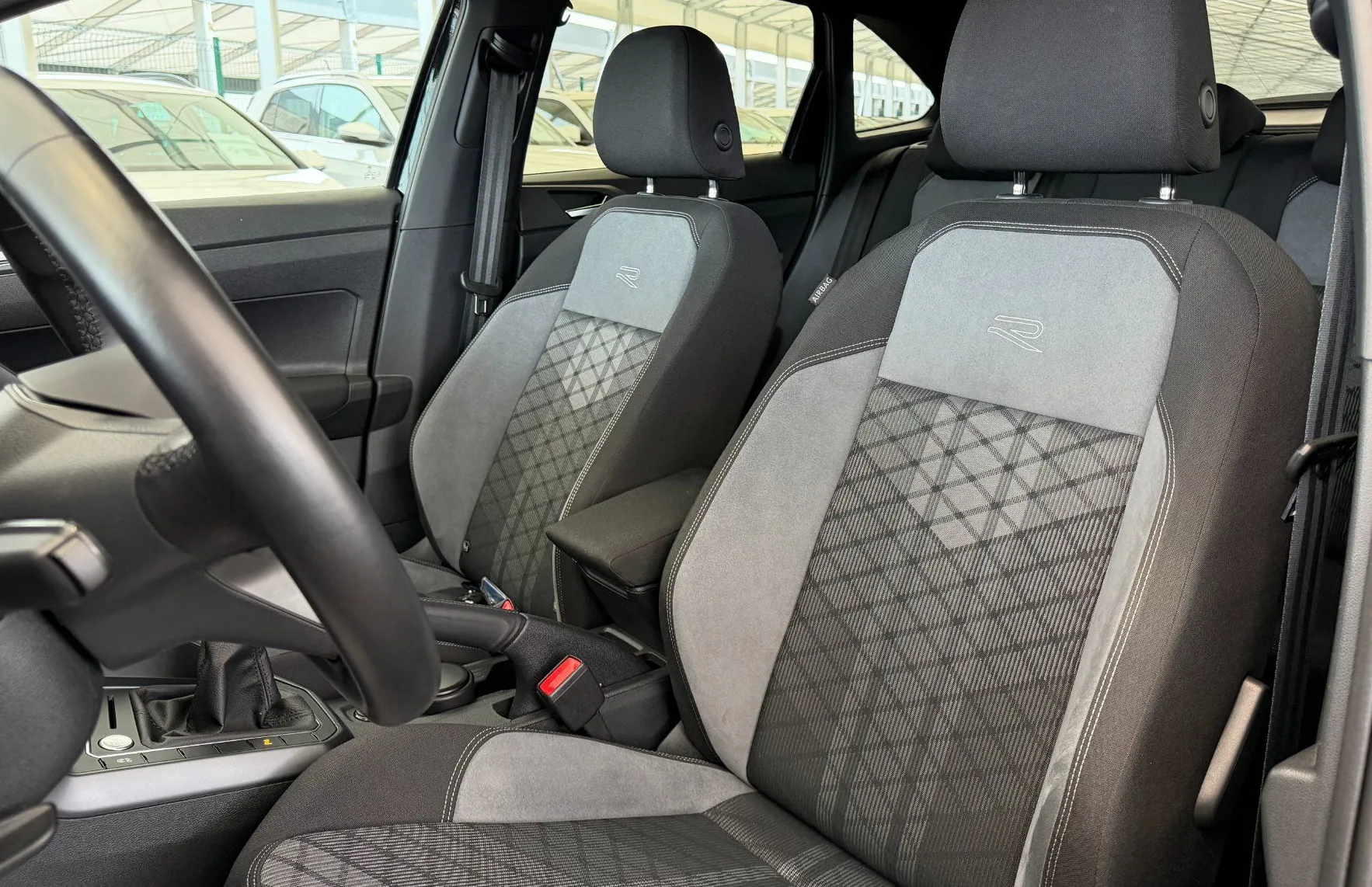 Zunanja slika - Volkswagen Taigo - 4JOY 1.0TSI SLO 1.Lastnik VIRTUAL-OGR. SEDEŽA - 10