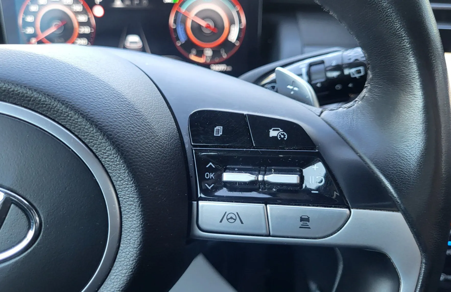 Zunanja slika - Hyundai Tucson - 1.6 T-GDI Hybrid Impression Avt. slo-navi-acc-led- - 12
