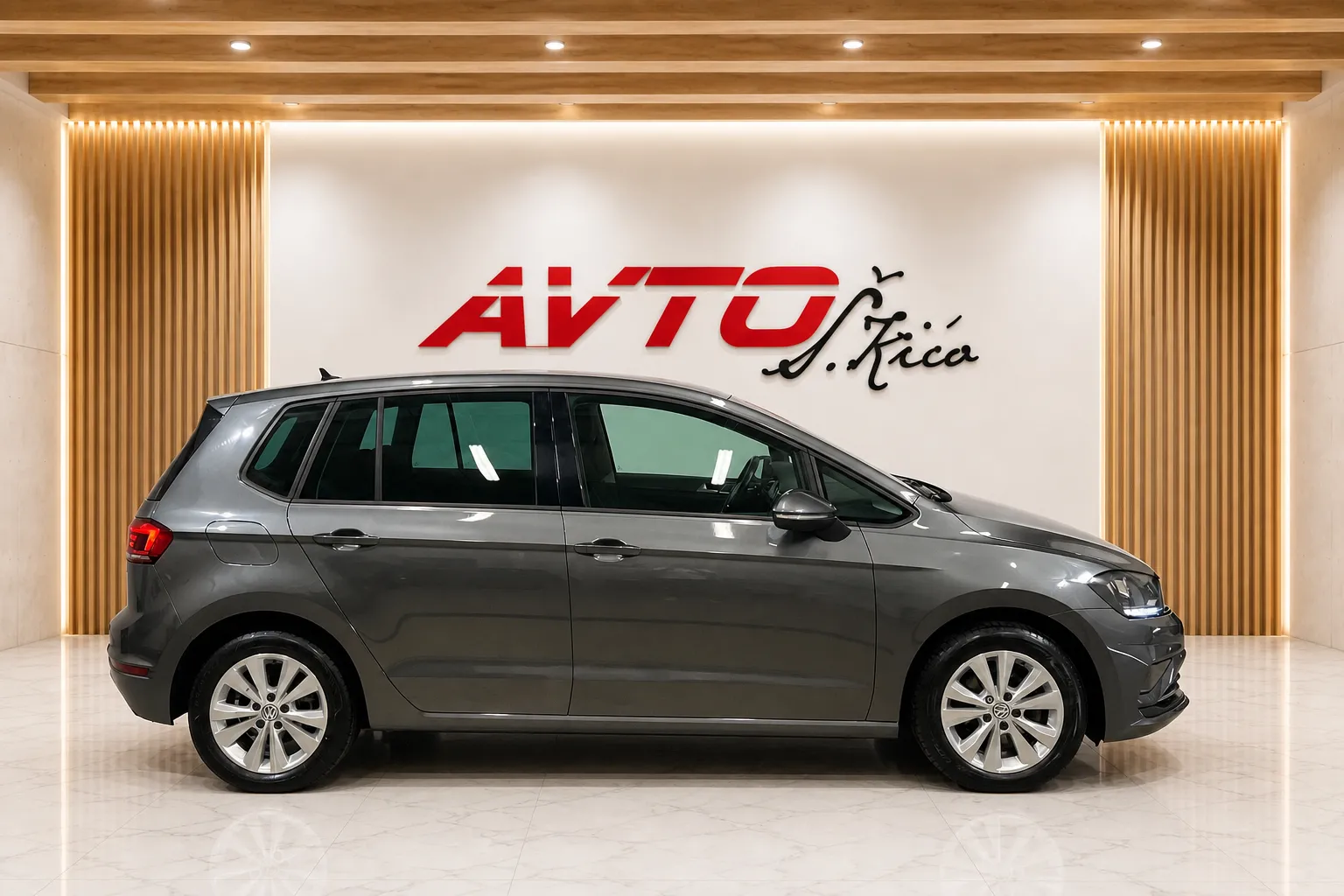 Zunanja slika - Volkswagen Golf Sportsvan - 1.5 TSI-ACC-LED-KAMERA-NAVIGACIJA-VLEČNA KLJUKA - 6