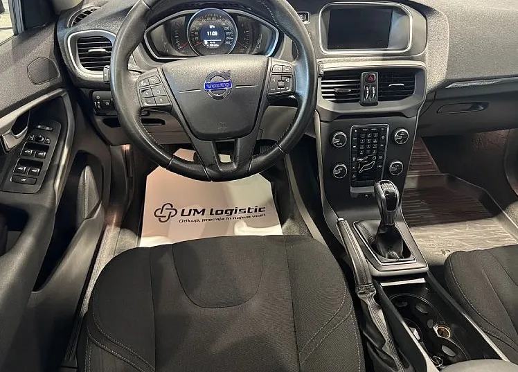 Zunanja slika - Volvo V40 Cross Country - D2 Momentum - PDC - ALU - 12