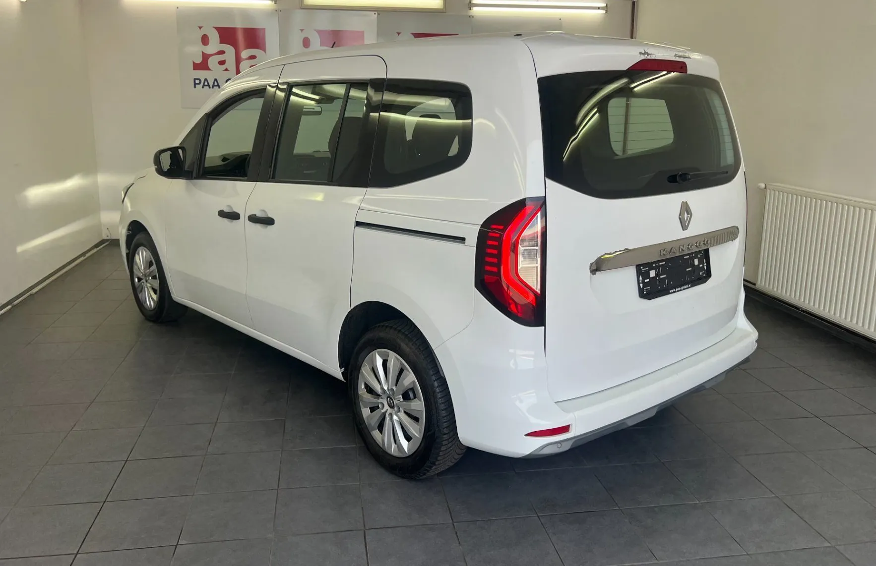 Zunanja slika - Renault Kangoo - 1.5 Blue dCi 95Edition One - 18