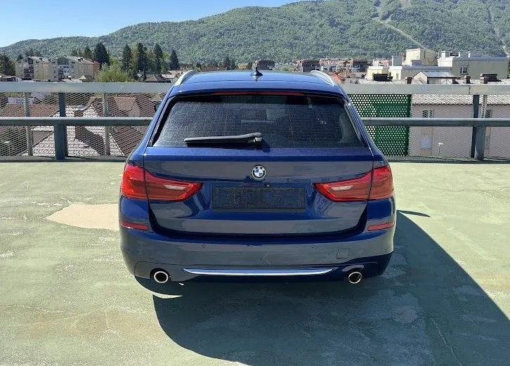 Zunanja slika - BMW Serija 5 - Touring: 520d Touring LUX.LINE.LED.VZR. KAM. PANORAMA. - 6