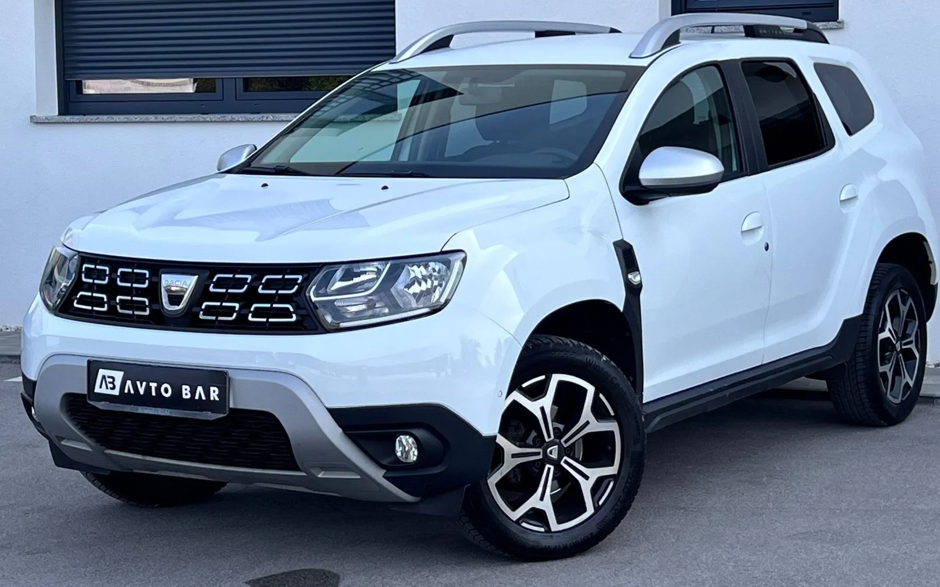 Zunanja slika - Dacia Duster - 1.0 Tce 1.LASTNIK+SLO+NAVI+TEMP+KAMERA - 1