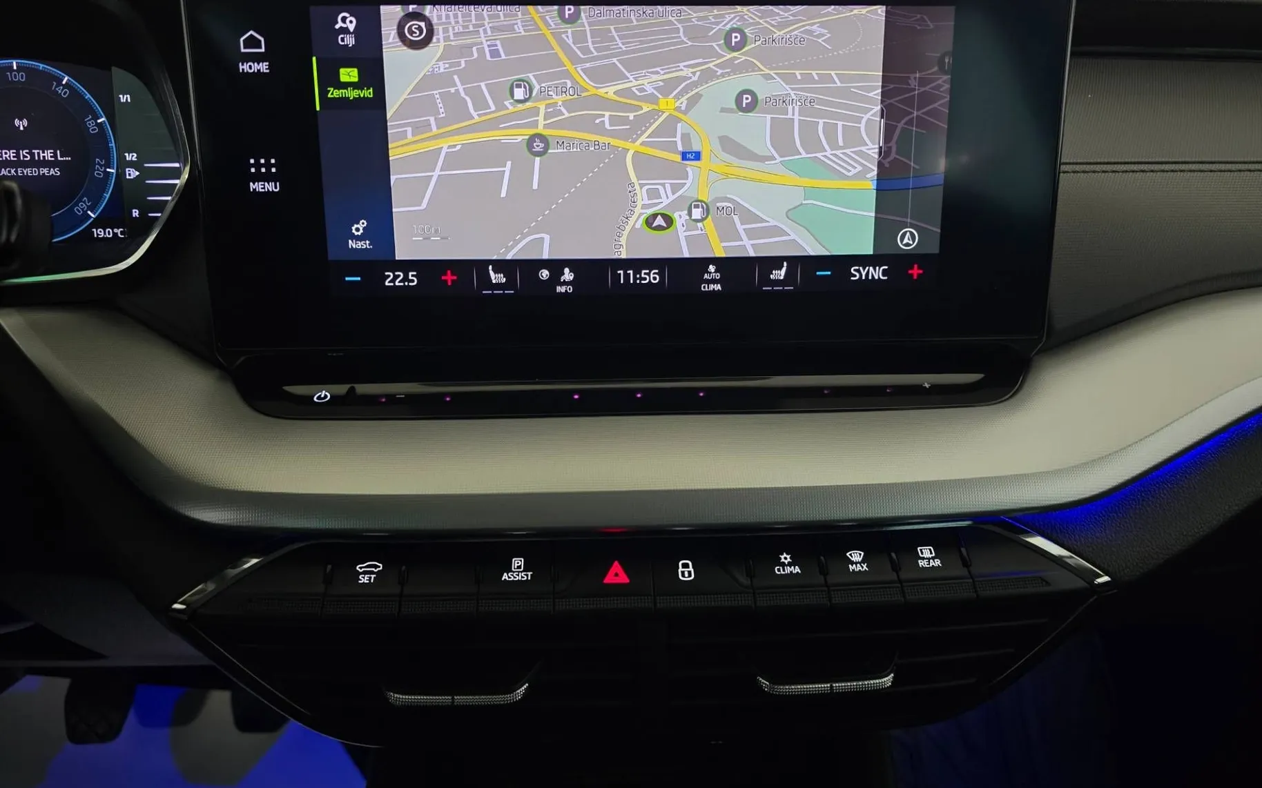 Notranja slika - Škoda Octavia - Combi 2.0 TDI Clever- LED.virtual.kamera.nav.ALU18 - 14