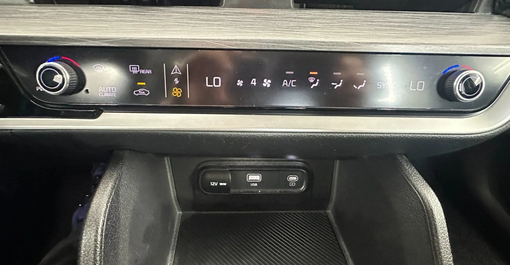 Zunanja slika - KIA Sportage - 1.6 CRDI MHEV 2WD.KAMERA.LED.2023.NAVI - 15