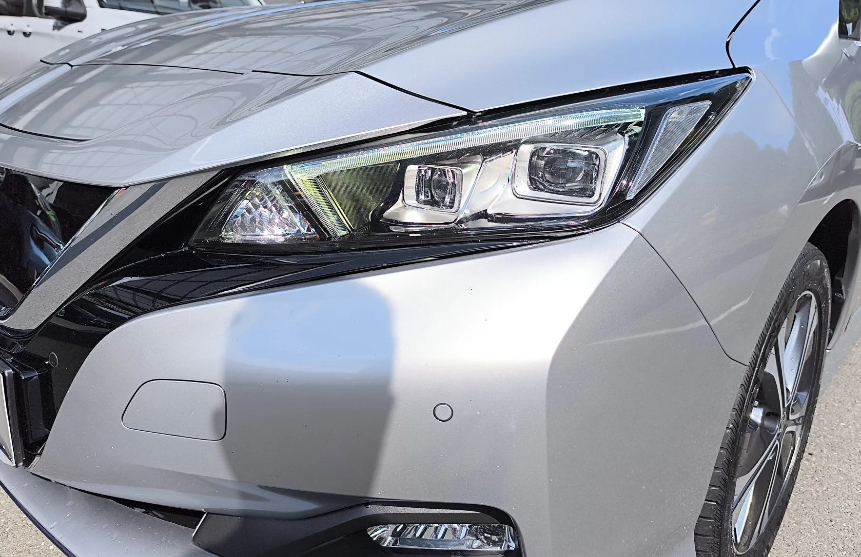 Zunanja slika - Nissan Leaf - Elektro 62 kWh SLO -1.LASTNIK- ZDRAVJE BATE. 88.3 - 7