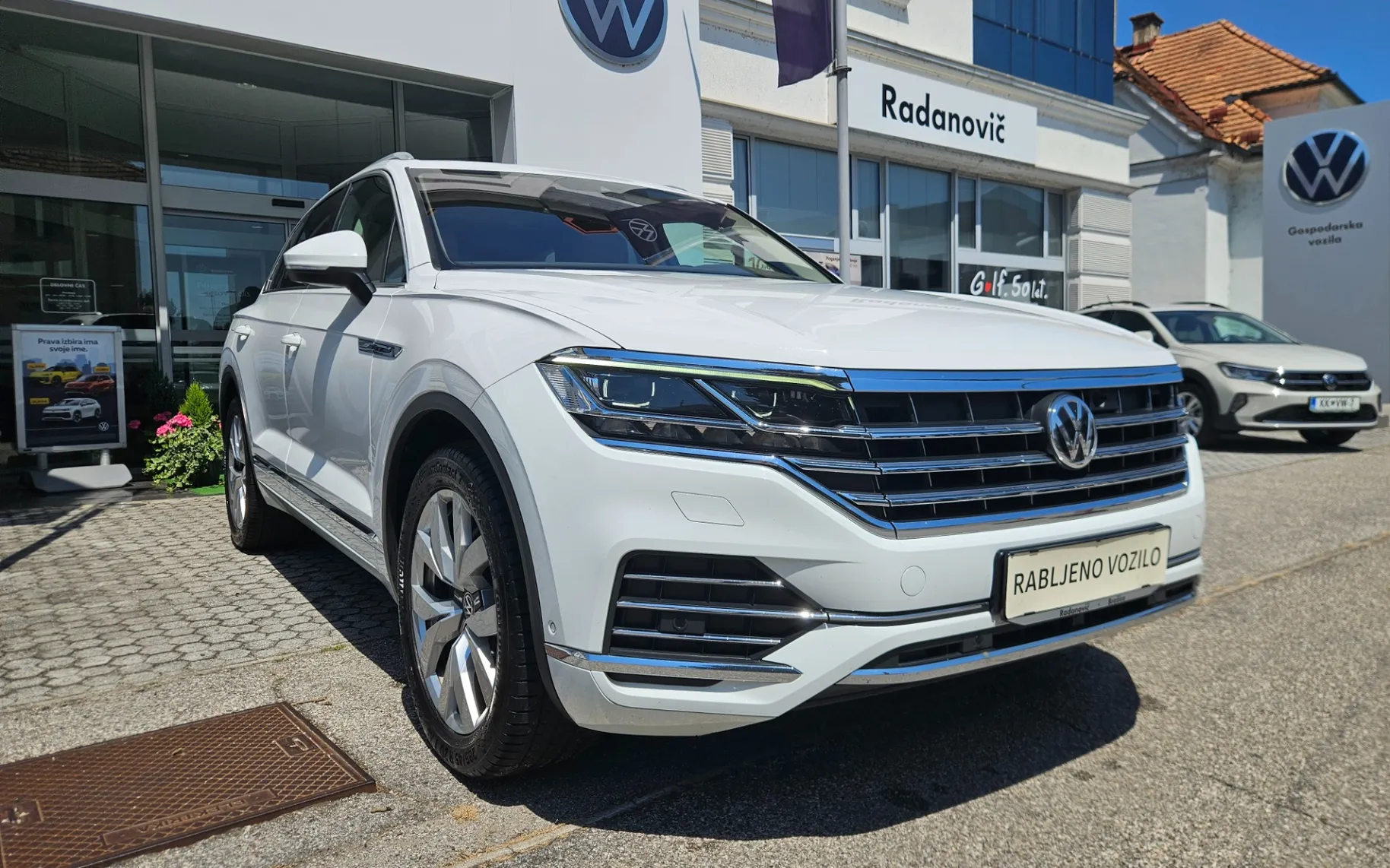 Zunanja slika - Volkswagen Touareg - 4motion V6 TDI BMT Atmosphere - 1