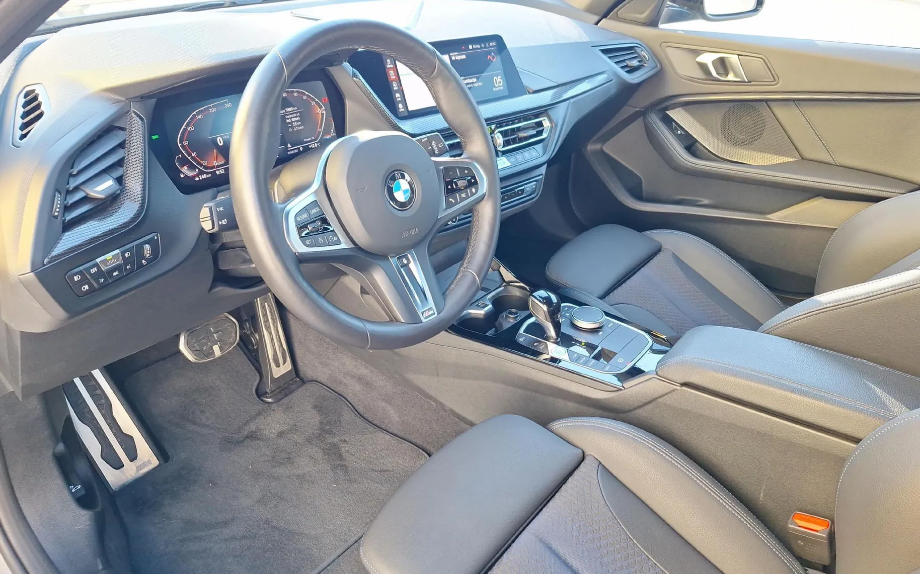 Zunanja slika - BMW Serija 1 - : 120  AT - 9