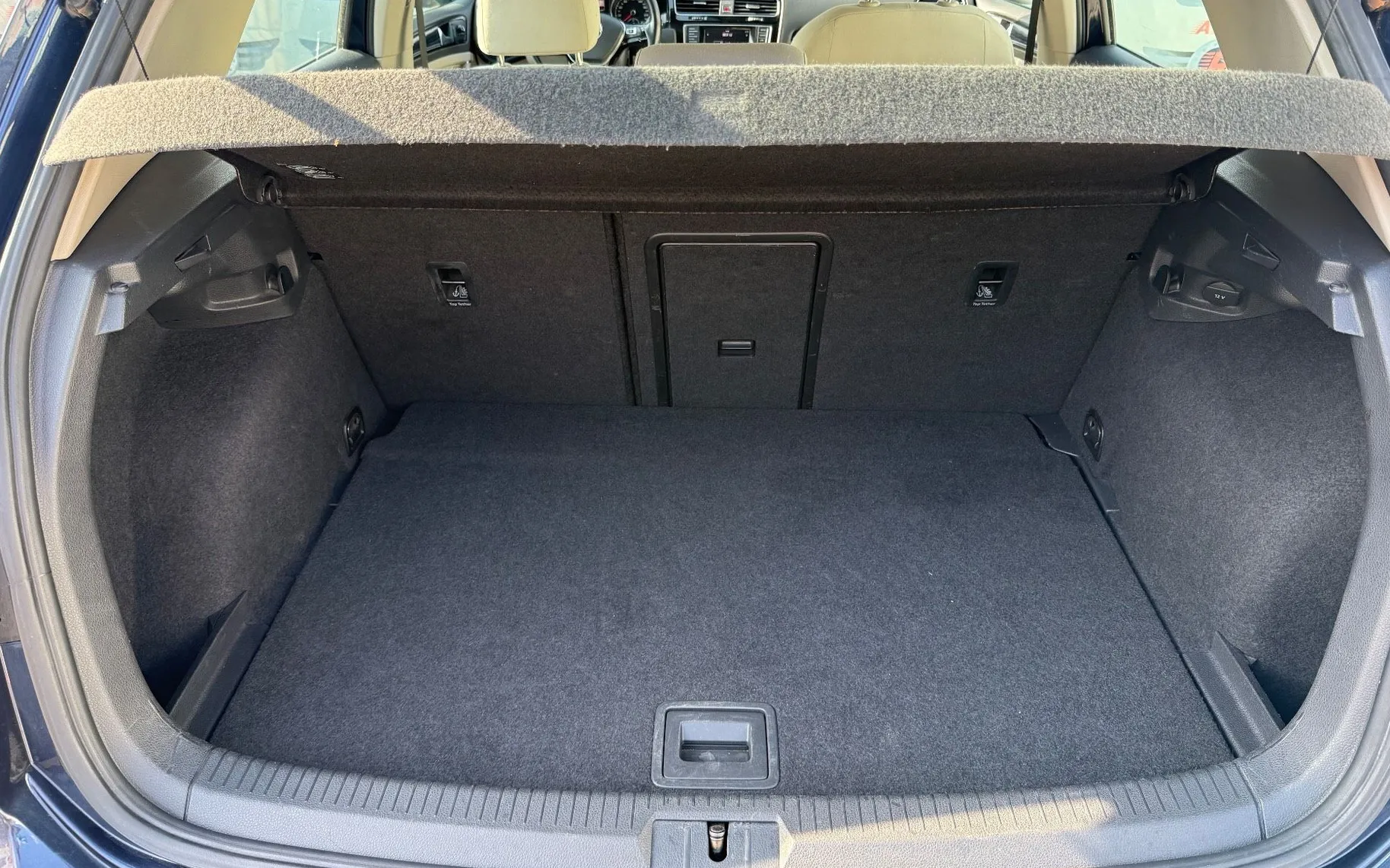 Zunanja slika - Volkswagen Golf - 1.6 TDI BlueMotion Tech Comfort.77kW - 17