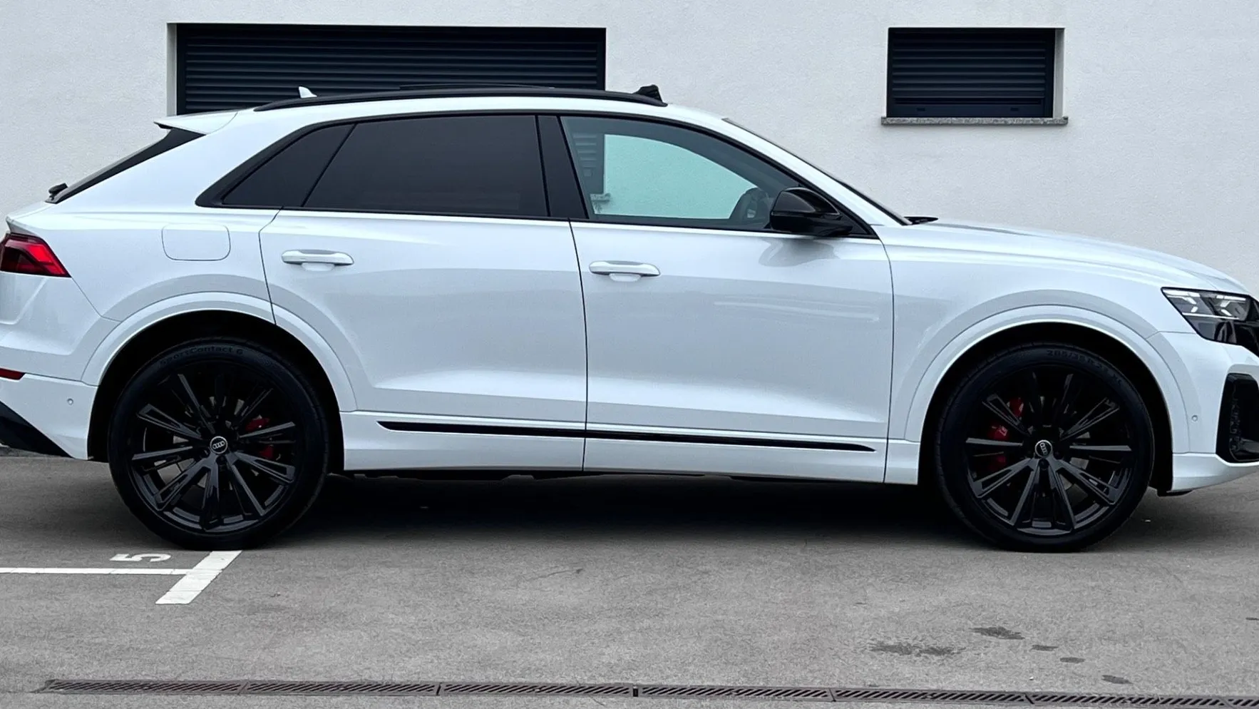 Zunanja slika - Audi Q8 - 50 TDI+1.LAST+SLO+Q+S-LINE+210kW+MATRIX+PANORAMA - 4
