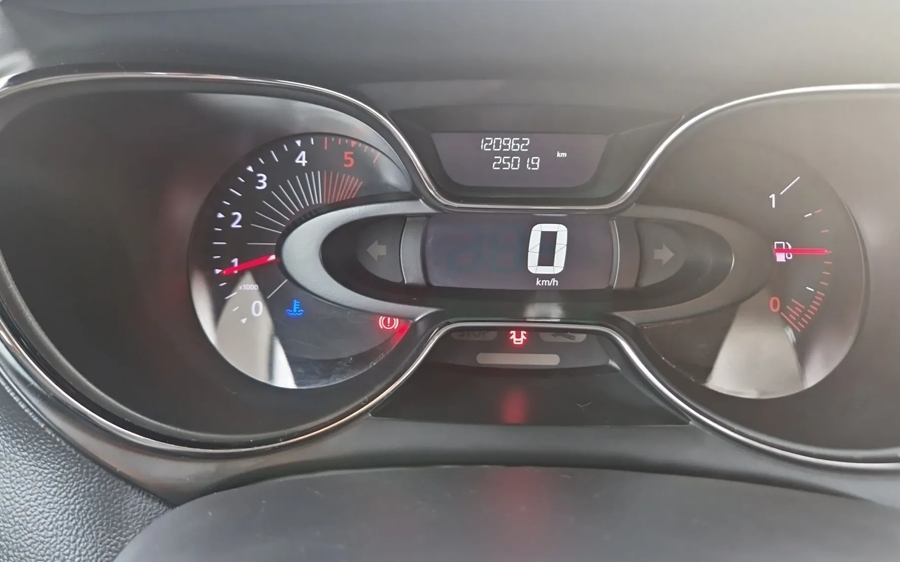 Zunanja slika - Renault Captur - Dynamique Energy dCi 90 - 12