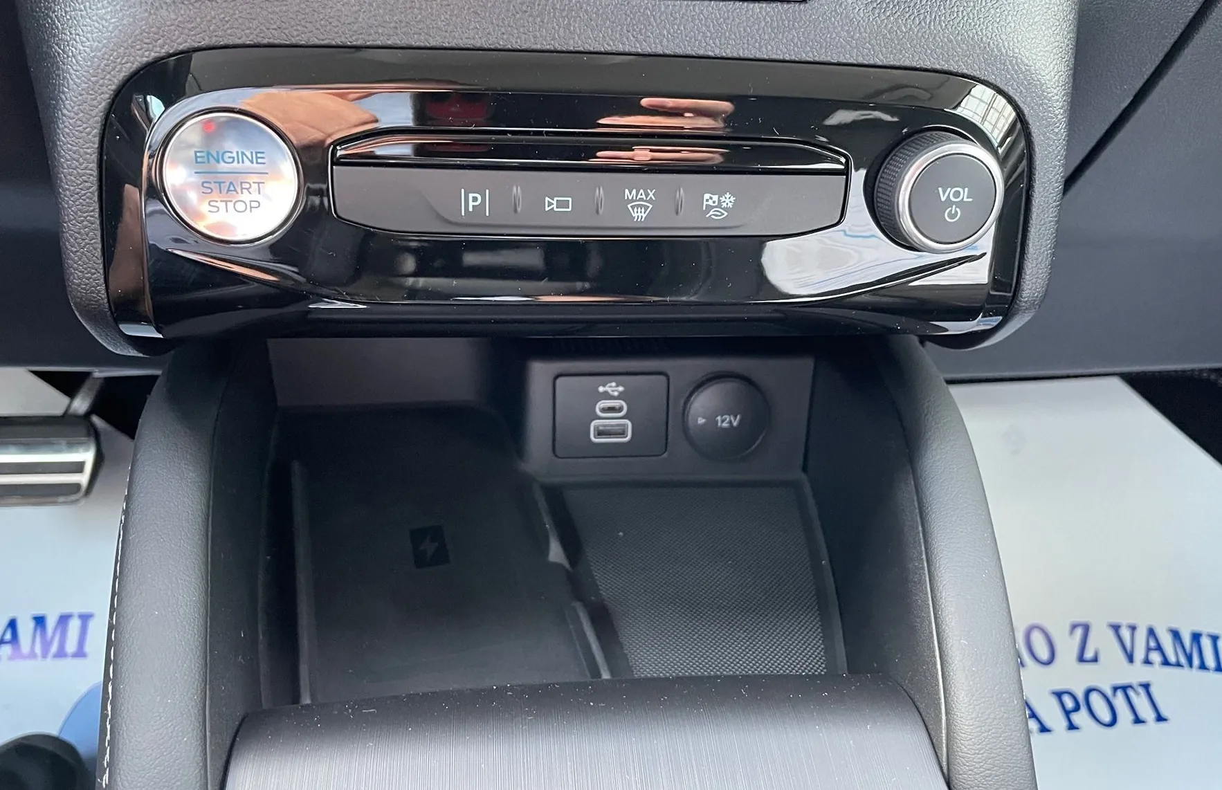 Zunanja slika - Ford Kuga - ACTIVE X 2.5 Duratec Hybr 134kW FHEV AWD - 20
