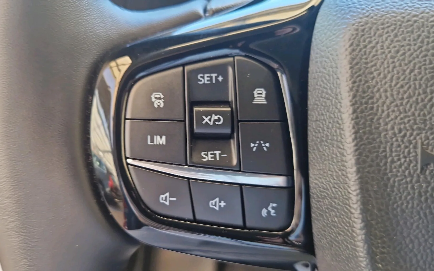 Zunanja slika - Ford Transit Custom - MULTICAB 2.0TDCI LIMITED A8-SLO-LED-RADAR-KLJUKA - 12