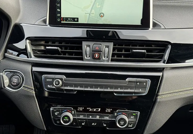 Zunanja slika - BMW X2 - serija : xDrive20d AUT. - 8