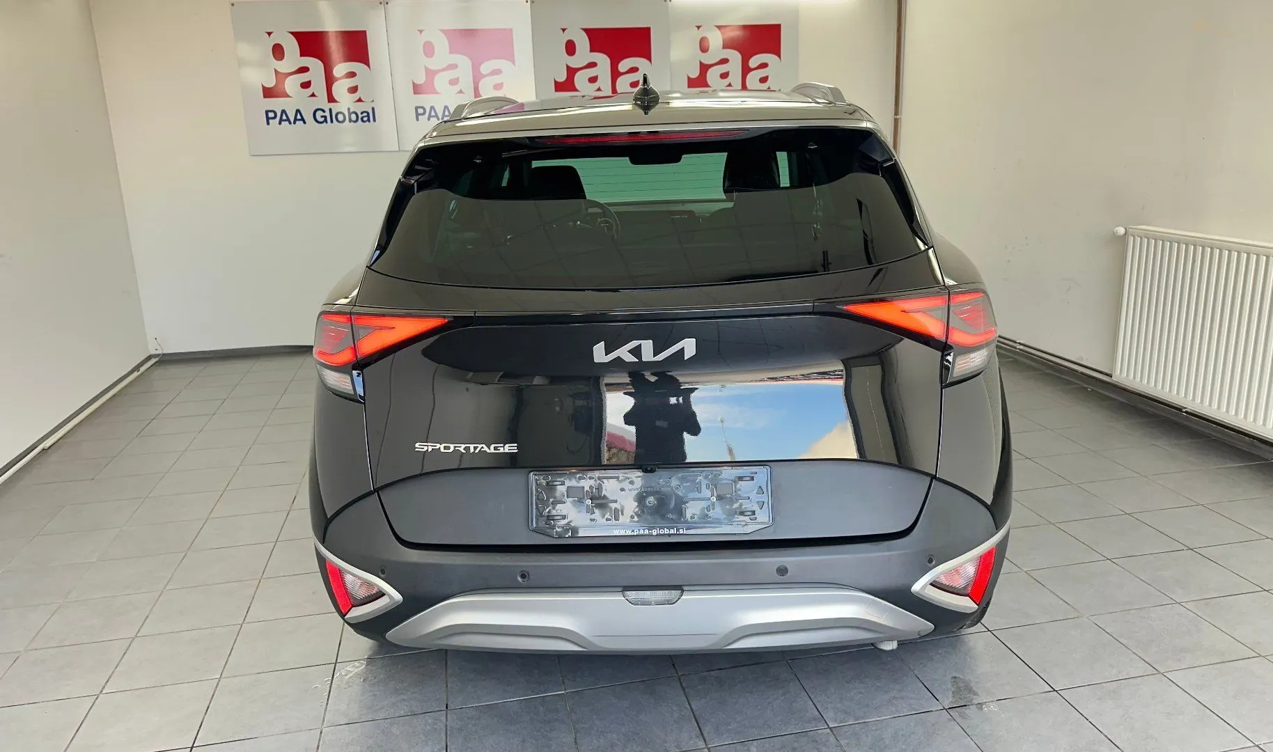 Zunanja slika - KIA Sportage - 2WD 1.6 CRDI.KAMERA.Style.navi.led.SAMO 39.978 KM - 5