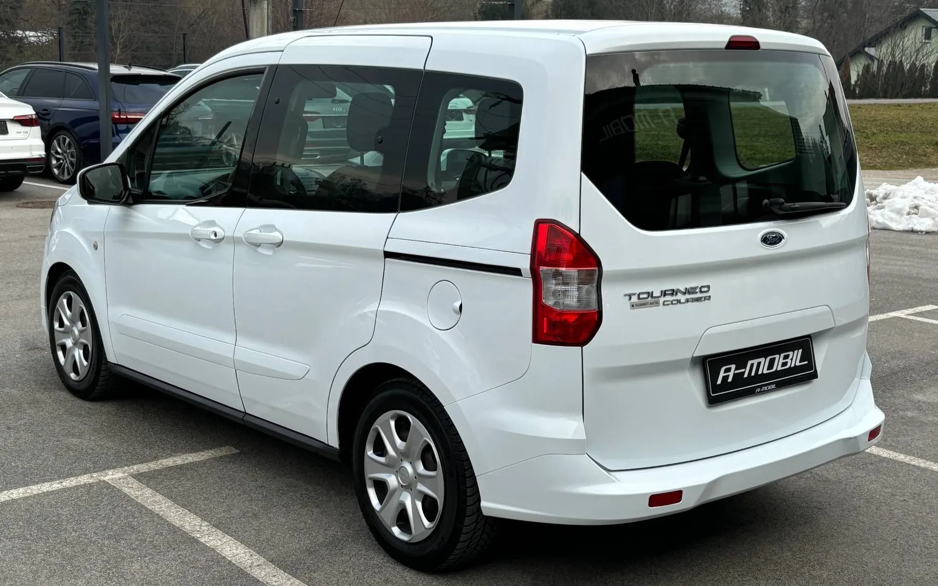 Zunanja slika - Ford Tourneo - Courier 1.5 Tdci SLOVENSKO VOZILO - 1 LASTNIK... - 4