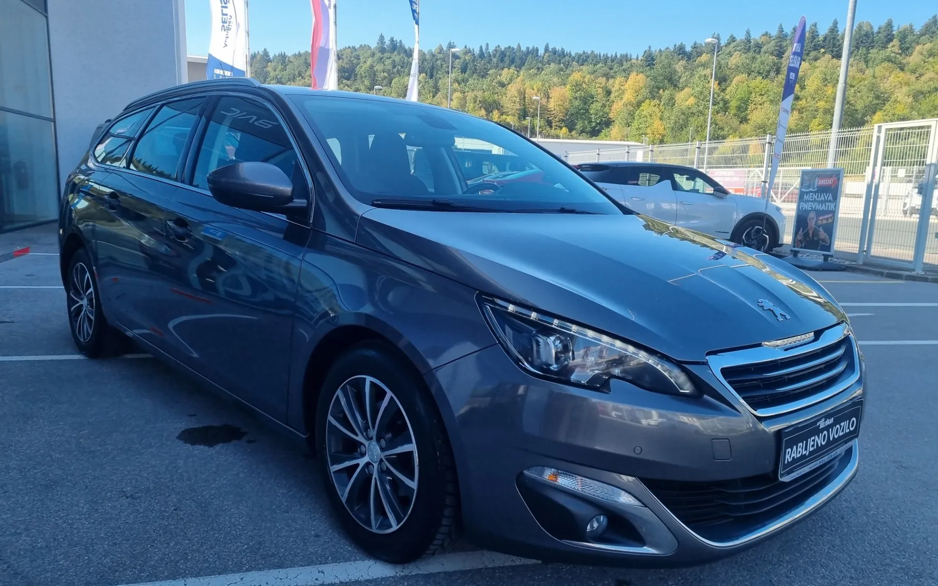 Zunanja slika - Peugeot 308 - SW 1.6 BHDI Avtomatik - SLOVENSKO POREKLO - 4