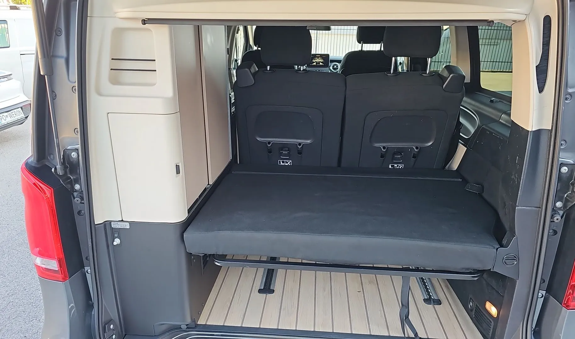 Zunanja slika - Mercedes-Benz V-Razred - Marco Polo 250 d 7G-Tronic Edition AMG Line - 24