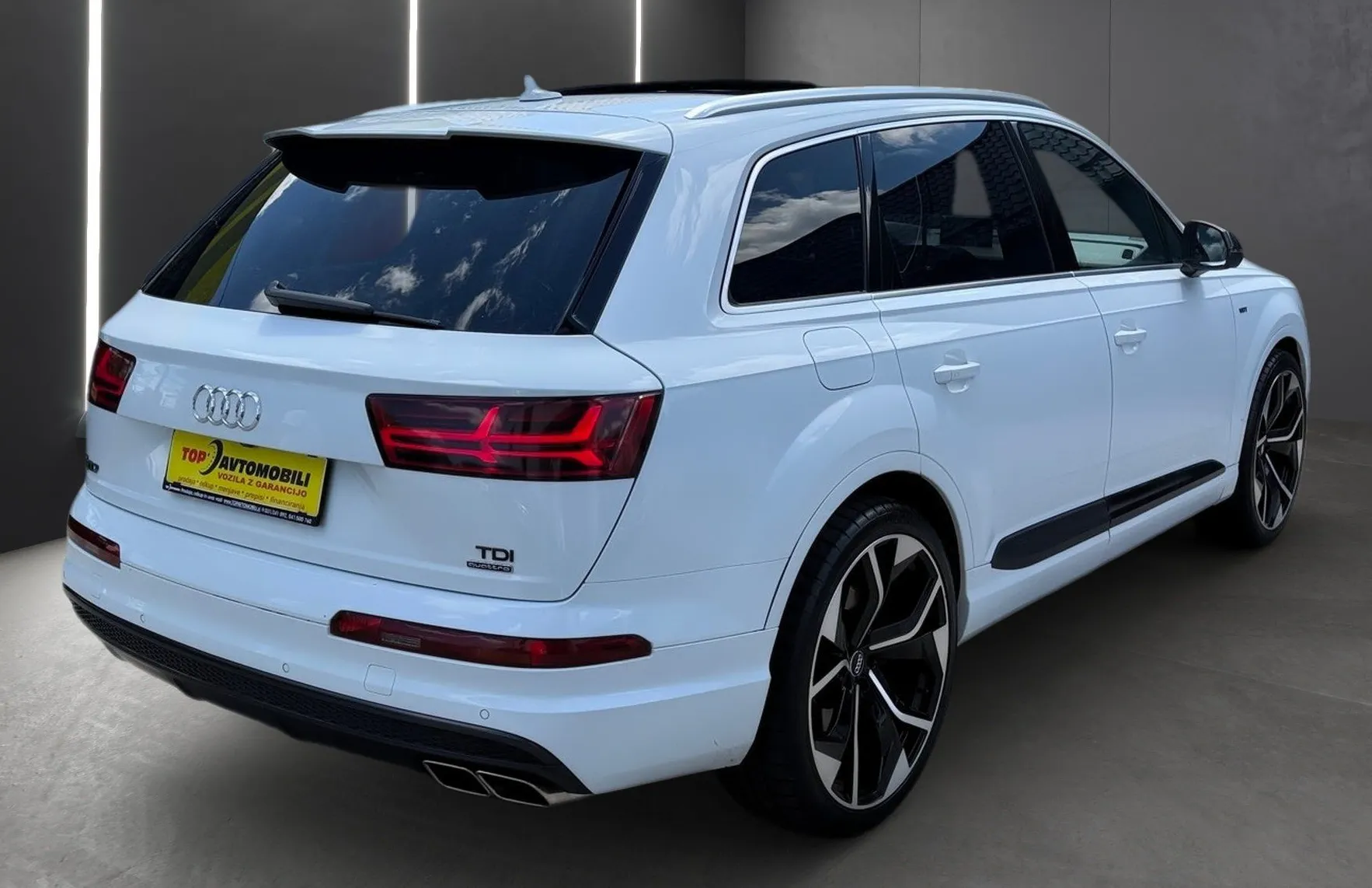 Zunanja slika - Audi Q7 - 4X4 3.0 TDI S LINE S LOOK LED NAVI KAMERA PANO - 7