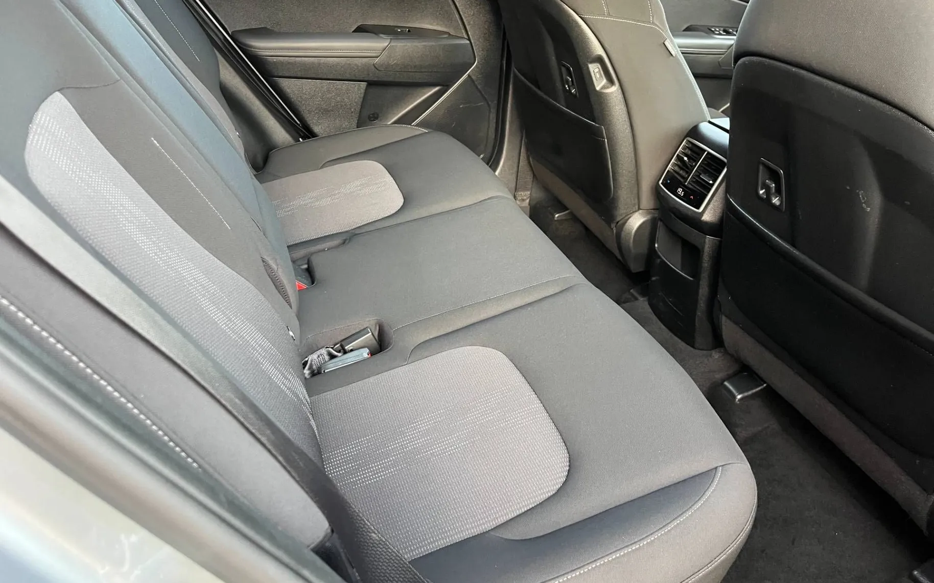 Notranja slika - KIA Sportage - 1.6 CRDi  Style. DCT-1 LASTNICA-ALU-NAVI-KAM-LED.. - 11