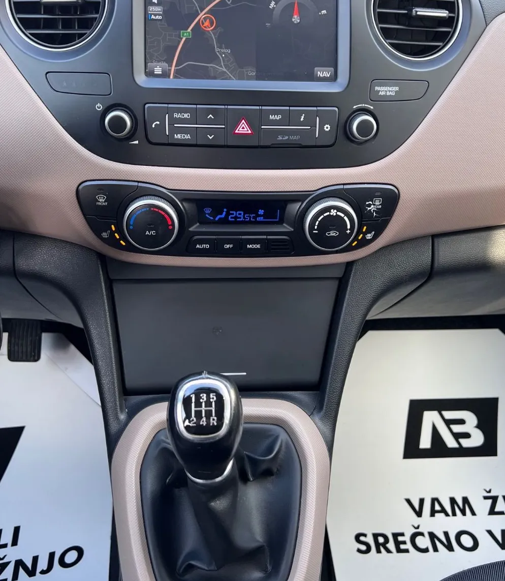 Zunanja slika - Hyundai i10 - 1.25+NAVI+ALU+LED+PDC+SLO - 14