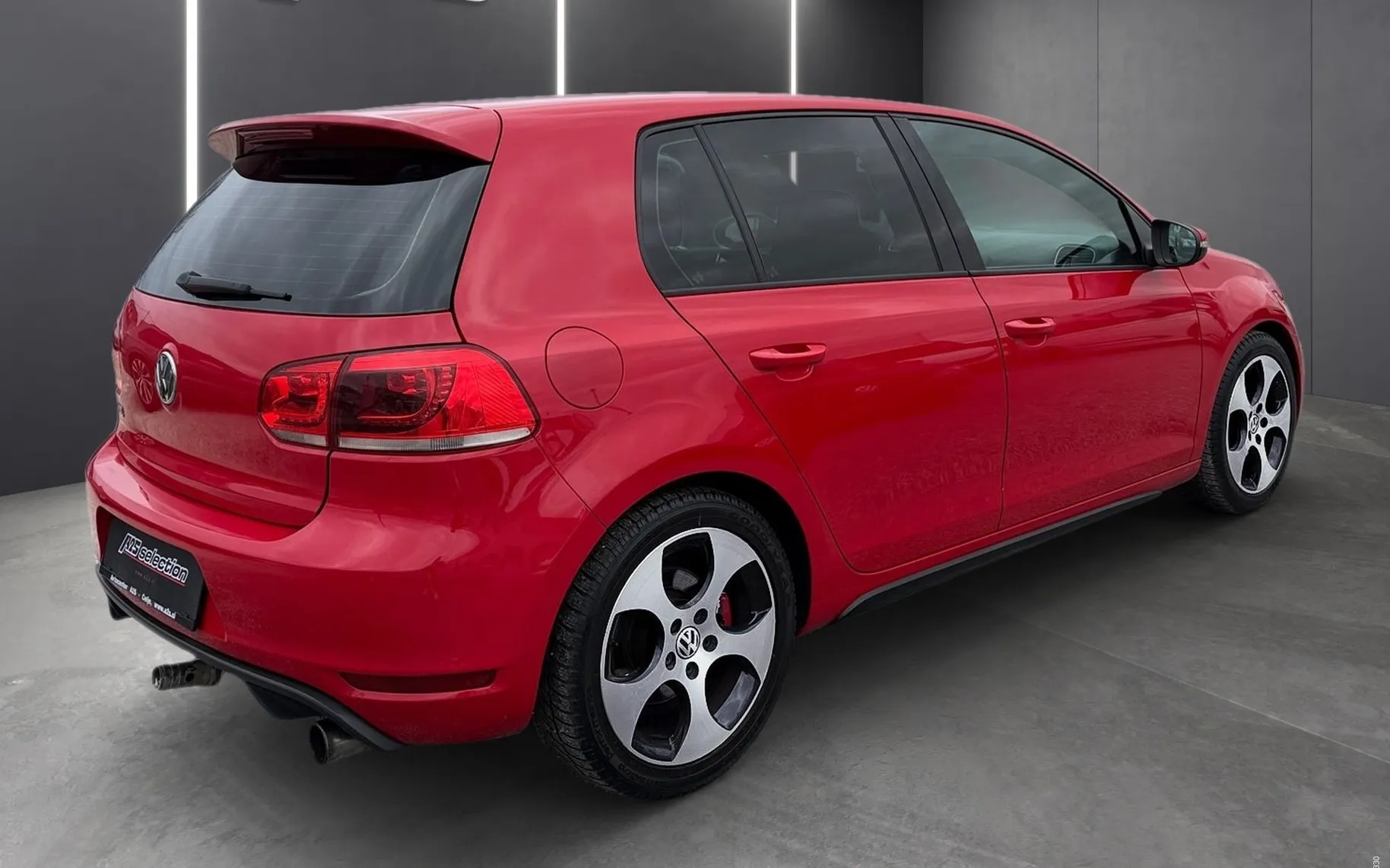 Zunanja slika - Volkswagen Golf - 2.0 TSI GTI 155  210 ... - 3