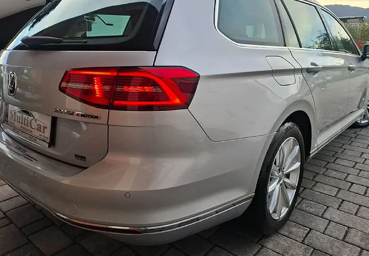 Zunanja slika - Volkswagen Passat - Variant 4motion 2.0 TDI HIGHLINE DSG.FULLED.ACC.NAVIPRO... - 4