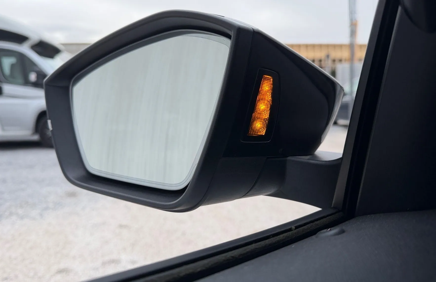 Zunanja slika - Škoda Octavia - 2.0 TDI Sportline 110 kW DSG-DCC-ACC-Matrix-Kame - 13