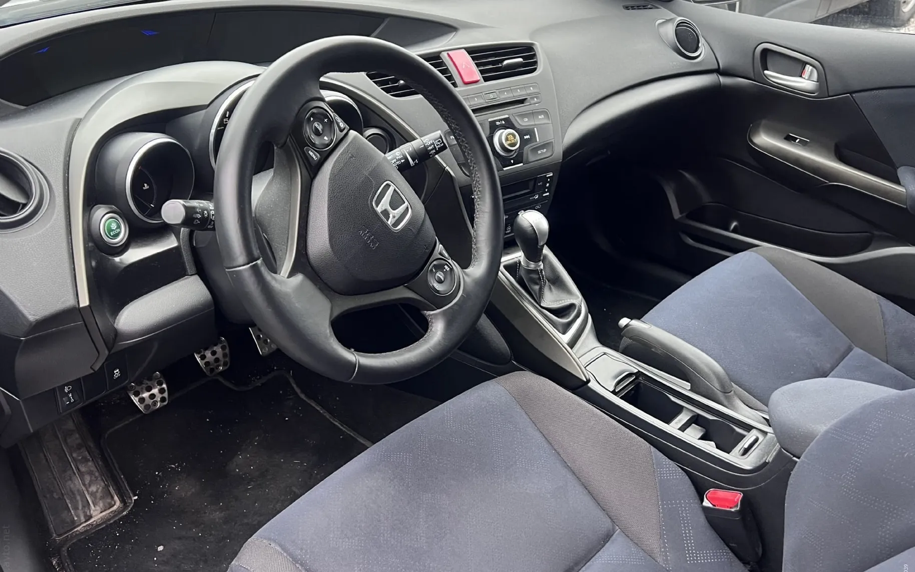 Notranja slika - Honda Civic - 1.4 i-VTEC+ALU+R. KAMERA+TEMP... - 8
