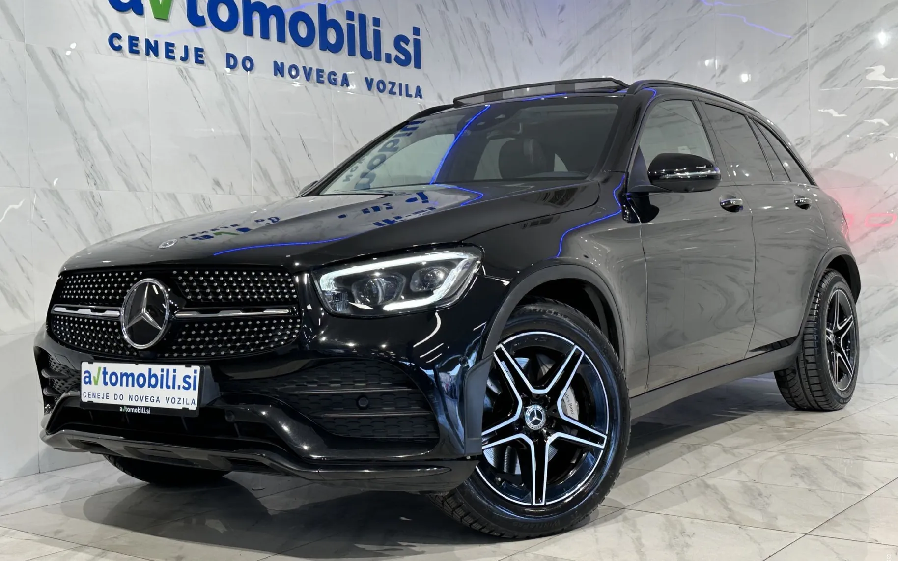 Zunanja slika - Mercedes-Benz GLC-Razred - 300 4Matic |AMG|Pano|ACC|360K|Burmester|Kljuka|... - 1